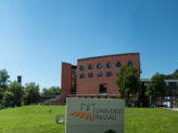 Uni Wiese